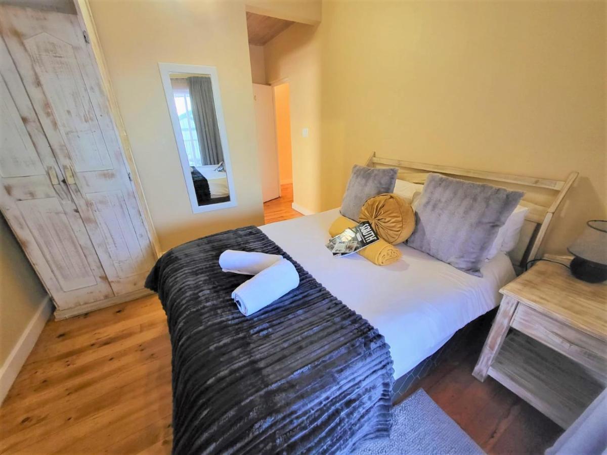 Point Village Guest House Mossel Bay Ngoại thất bức ảnh