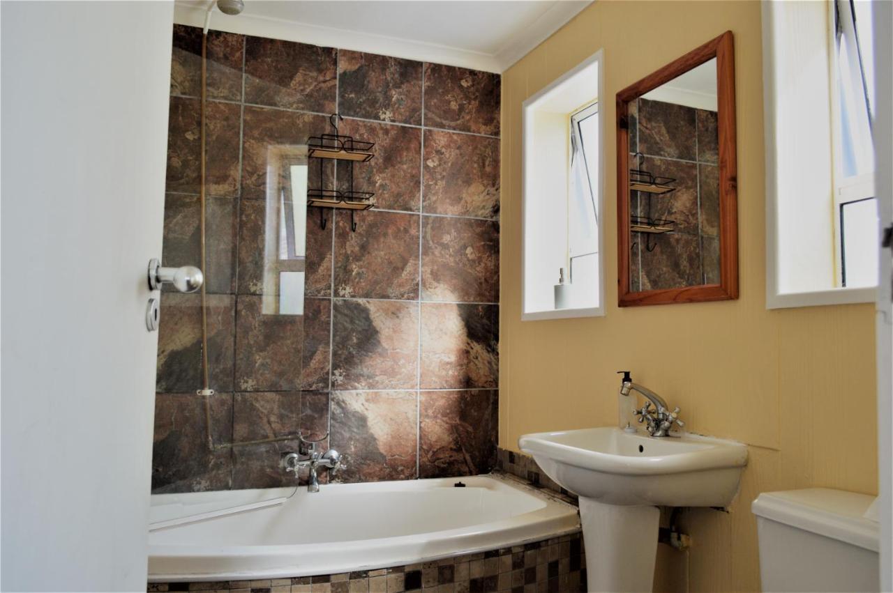 Point Village Guest House Mossel Bay Ngoại thất bức ảnh